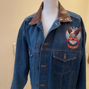 Marlboro Country Store Men's Denim Trucker Jacket Leather Collar Rustic Medium